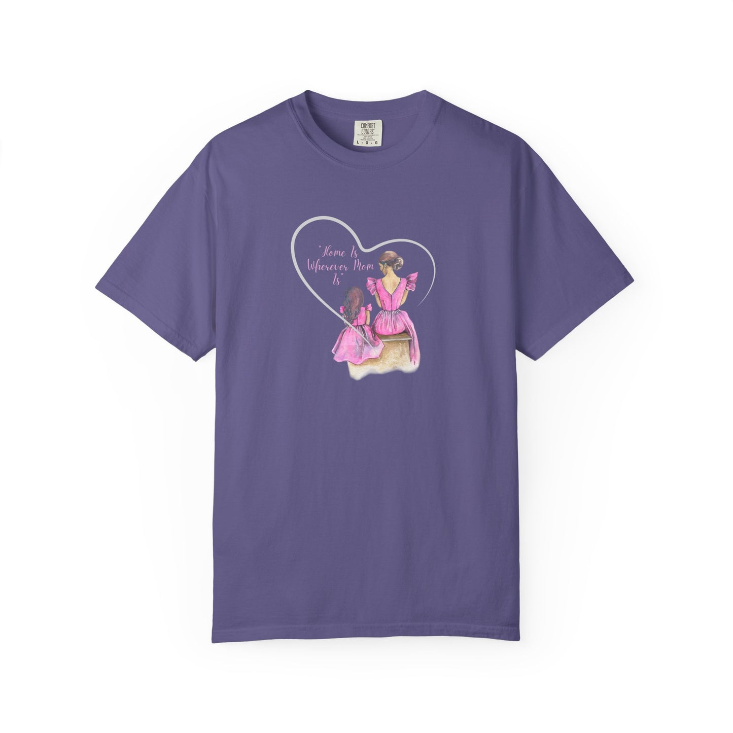 Love Letter T-Shirt – Minimal Heart Design for Mother’s Day